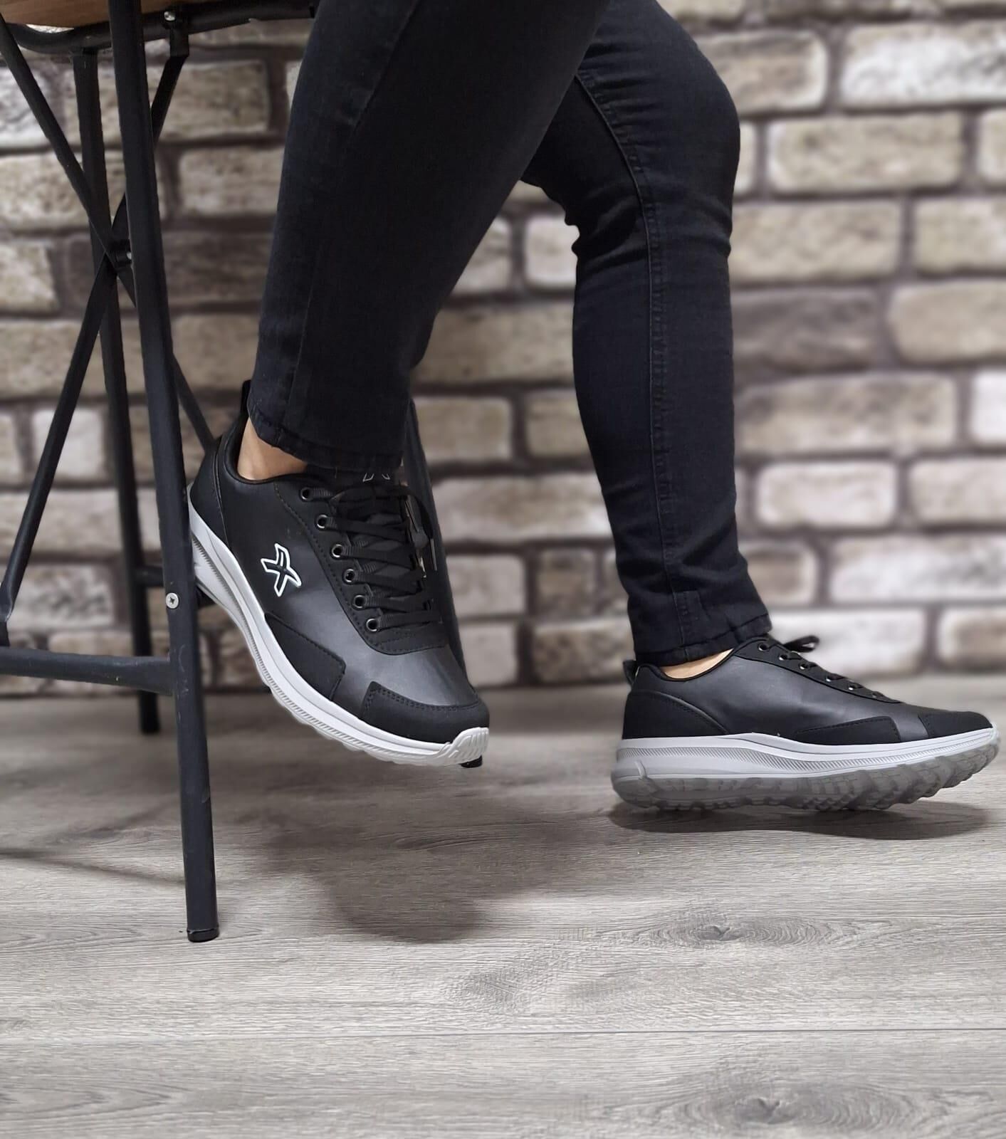 Rahat Konforlu Bağcıklı Günlük Erkek Bağcıklı Spor Ayakkabı Sneaker Siyah-Buz - 41