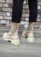Bağcıklı Lastikli  Kaymaz Kauçuk Kalın Taban Kadın Günlük Bot Bej - 40