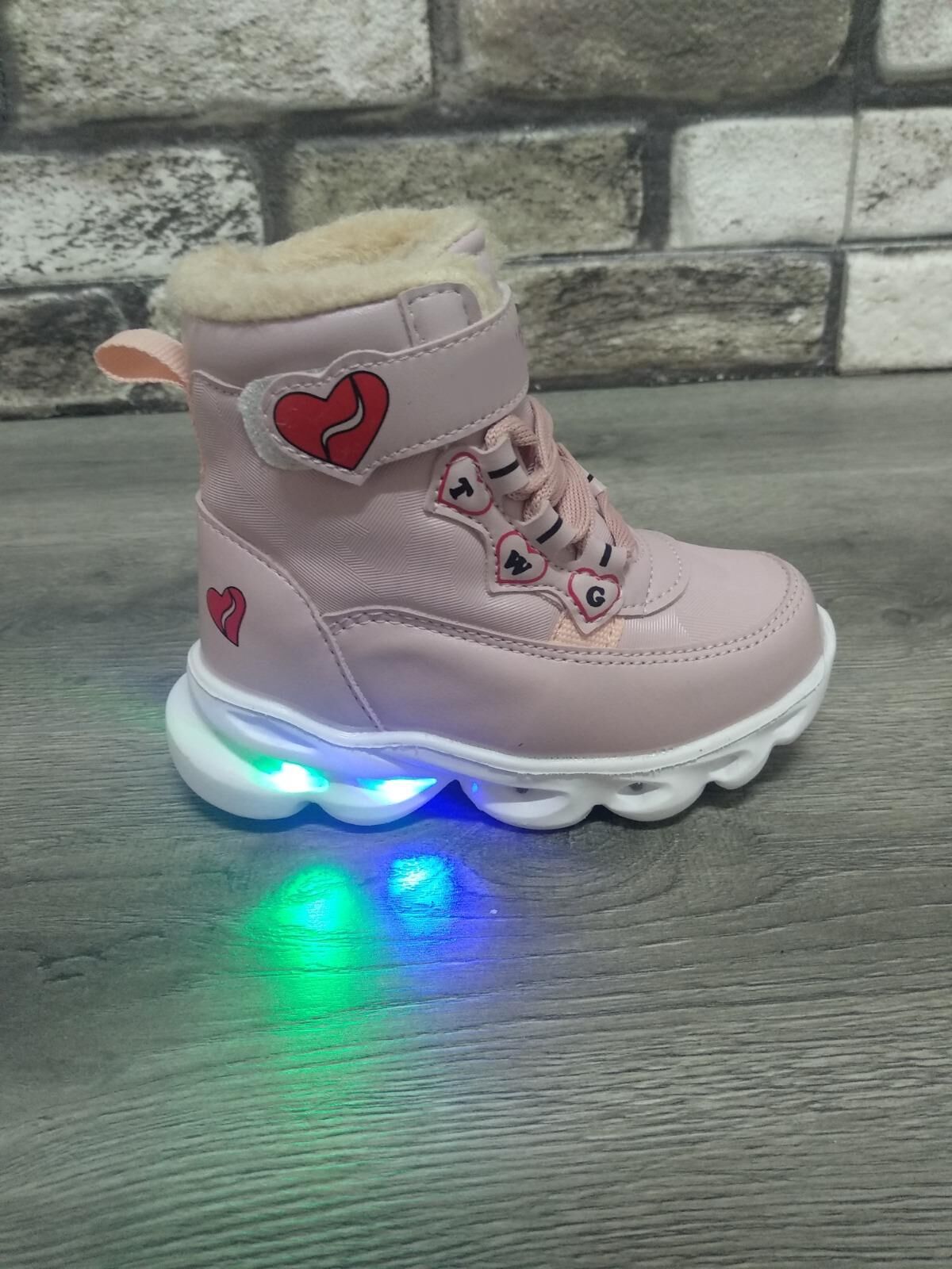 İçi Kürklü Kaydırmaz Kauçuk Taban Su Geçirmez  Işıklı Çocuk Botu Pudra - 24