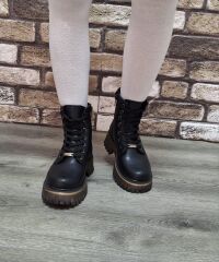 İçi Kürklü Kaydırmaz Kauçuk Taban Suya ve Soğuğa Dayanıklı Bağcıklı ve Fermuarlı Bot Siyah - 36