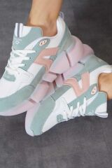 Kadın Ortopedik Tabanlı File Detaylı Sneaker Spor Ayakkabı Yeşil-Pudra - 37