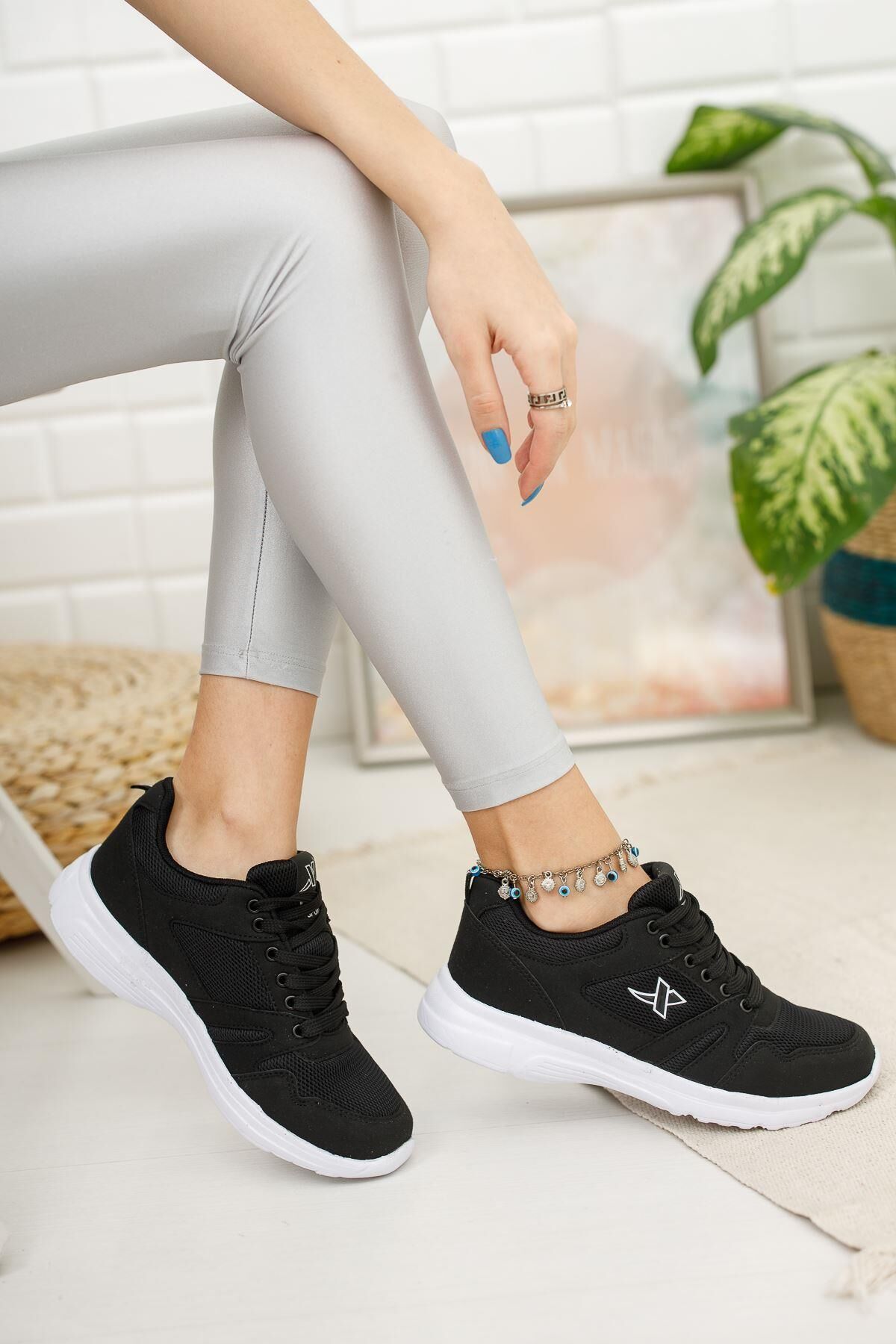 Unisex Siyah Beyaz Günlük Rahat Yürüyüş Ayakkabısı File Detaylı Sneaker Spor Ayakkabı Siyah - Beyaz - 38