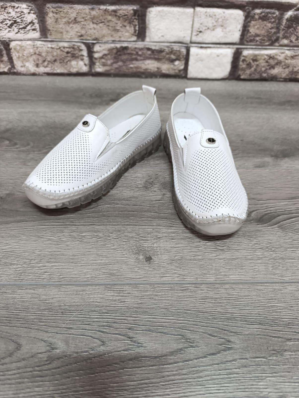 Hakiki Deri Ortopedik Kadın Babet Beyaz - 39